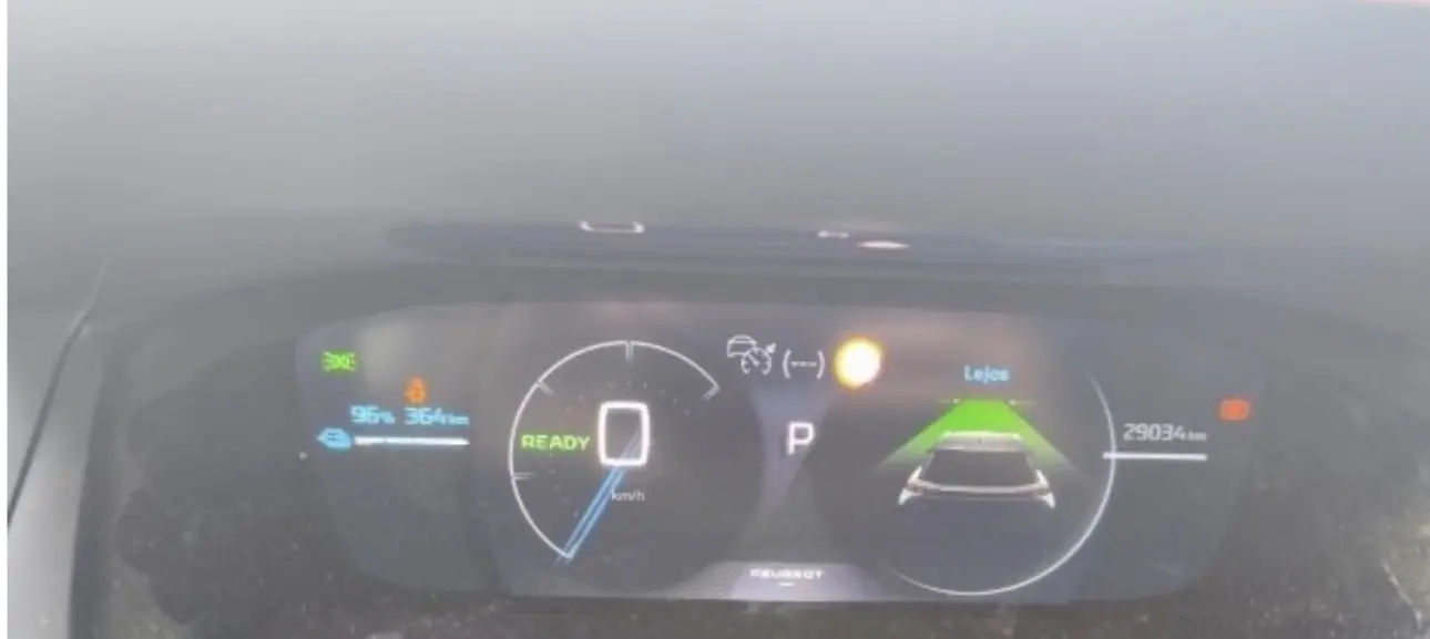 Peugeot e-2008 54 kWh GT 13