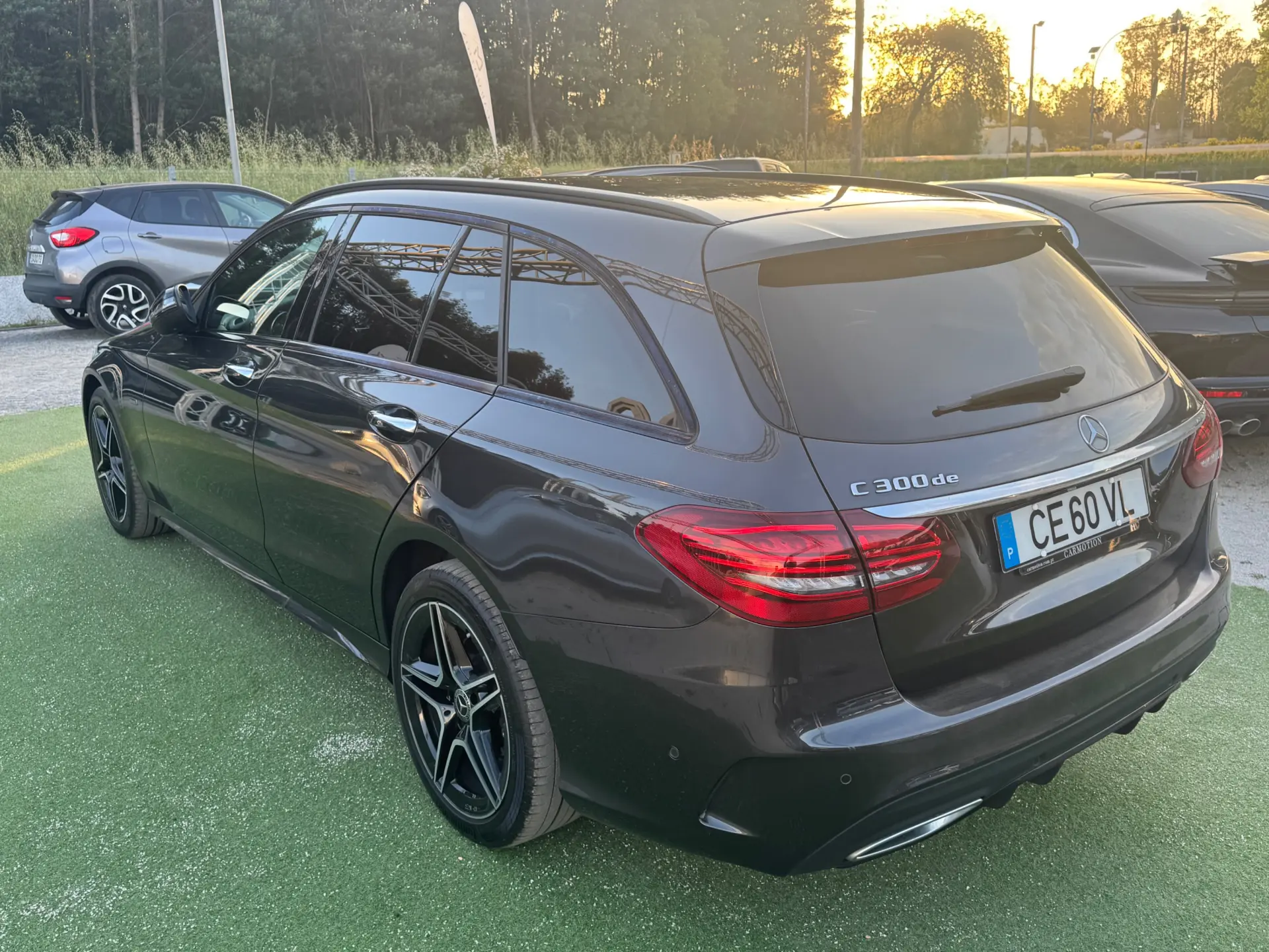 Mercedes-Benz C 300 de AMG Line 9