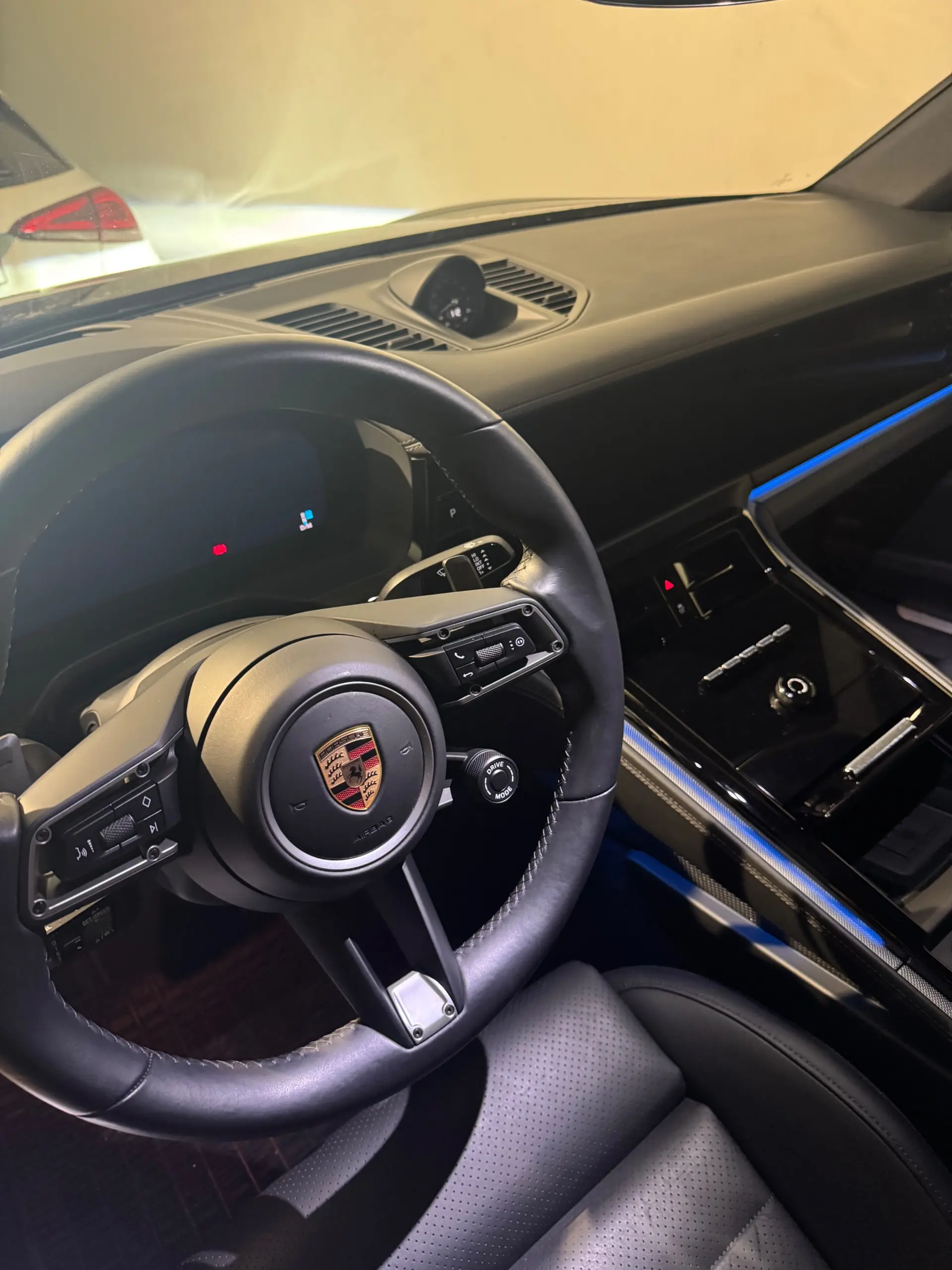 Porsche Panamera 4 E-Hybrid 2