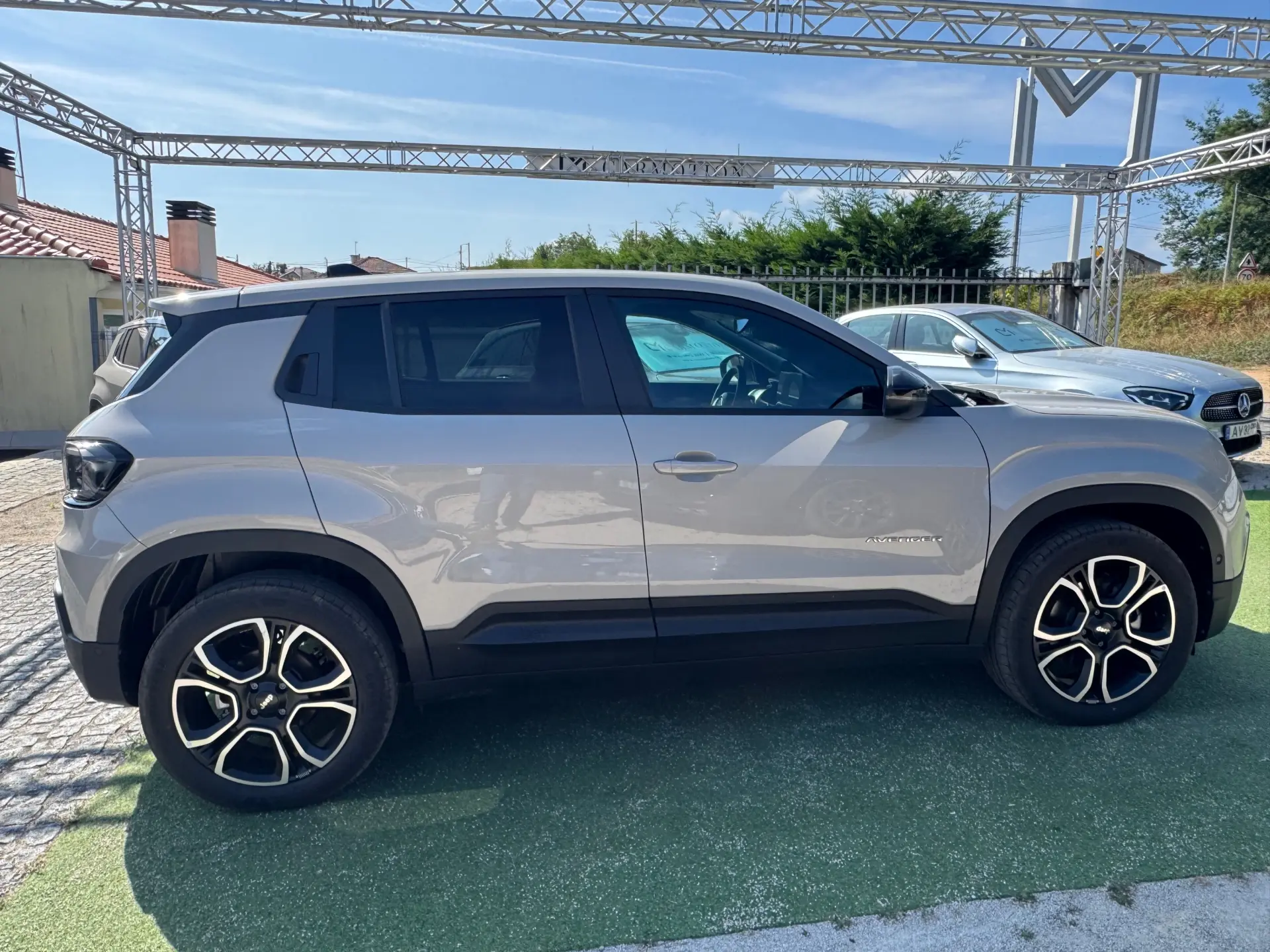 Jeep Avenger 54 kWh Summit 19