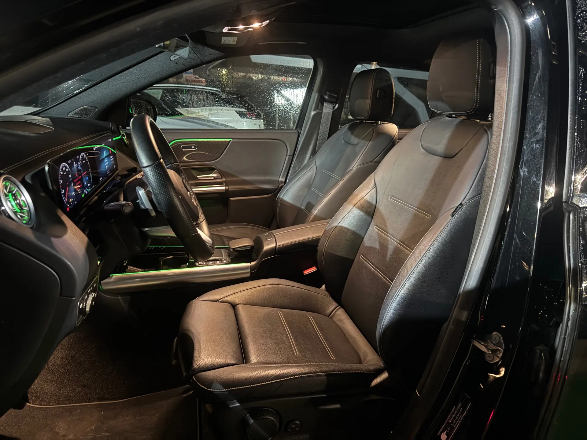 Mercedes-Benz GLA 250 e 8G-DCT AMG Line Advanced Plus 22