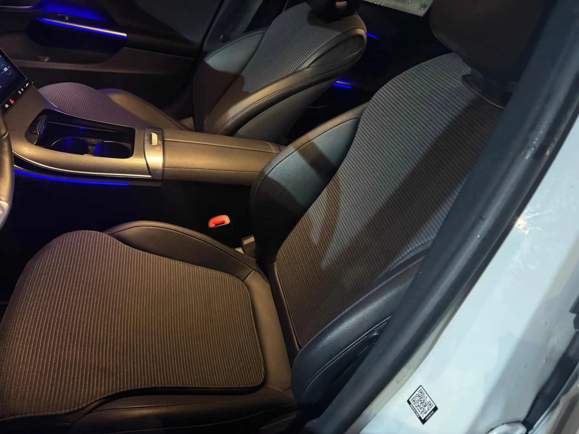 Mercedes-Benz C 200 d Avantgarde 13