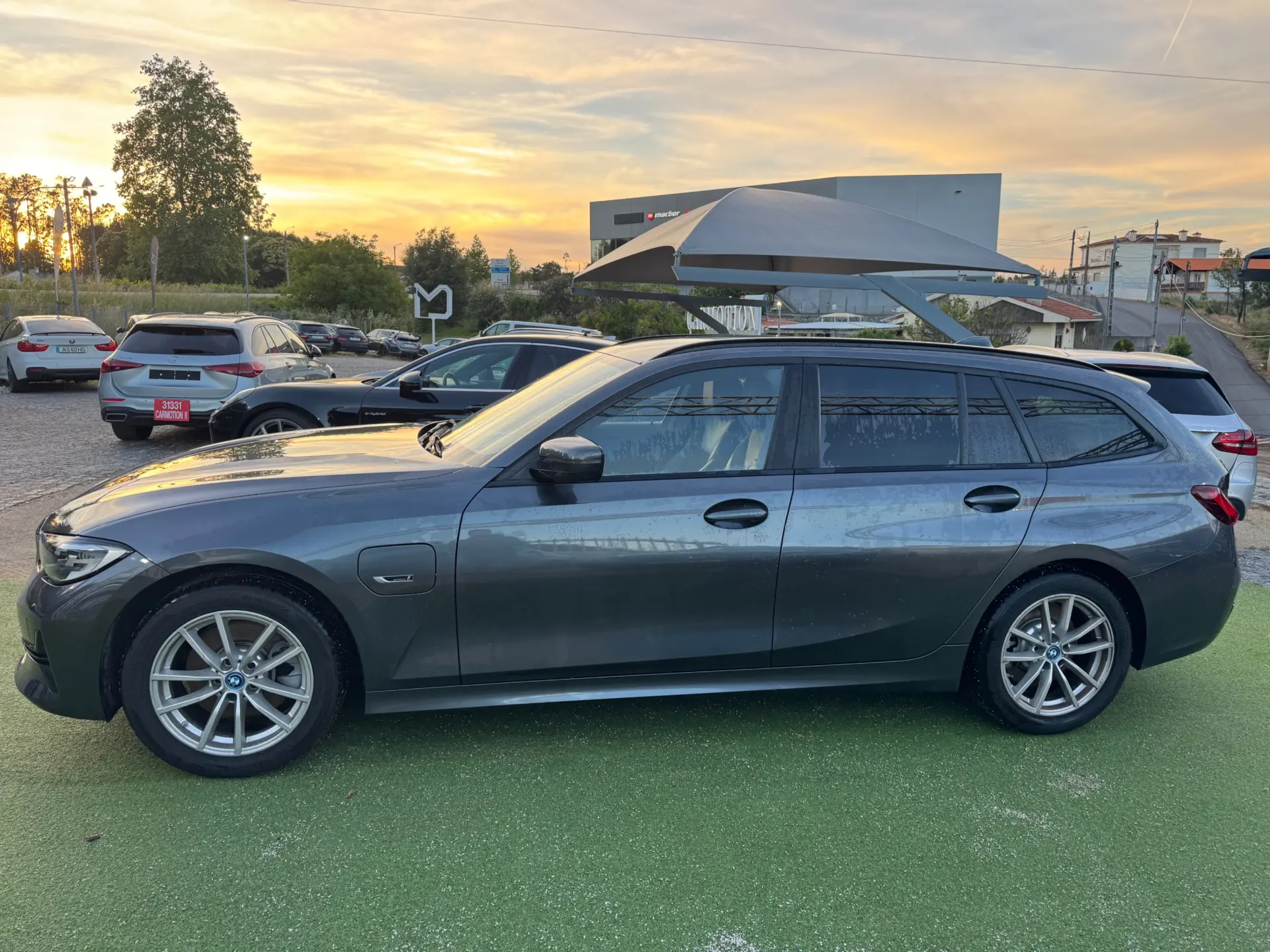 BMW 320 e Corporate Edition Auto 24