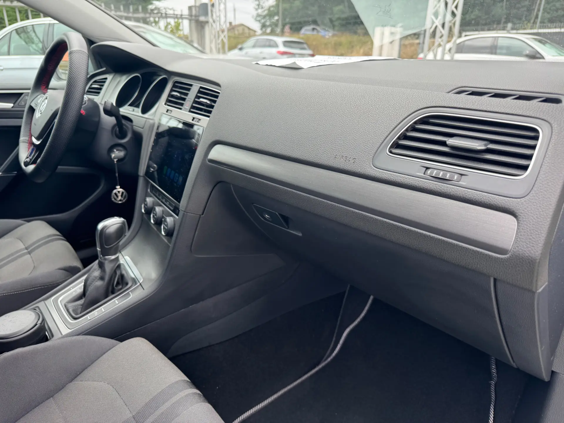 Volkswagen Golf Variant 1.6 TDi Highline DSG 29