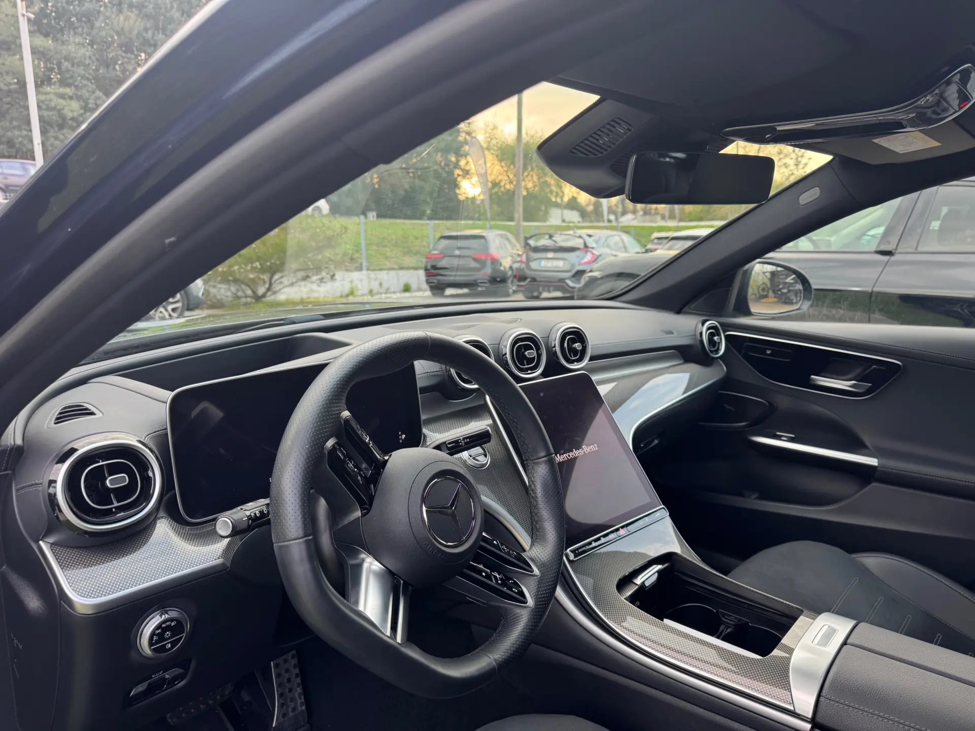 Mercedes-Benz C 300 e AMG Line 32