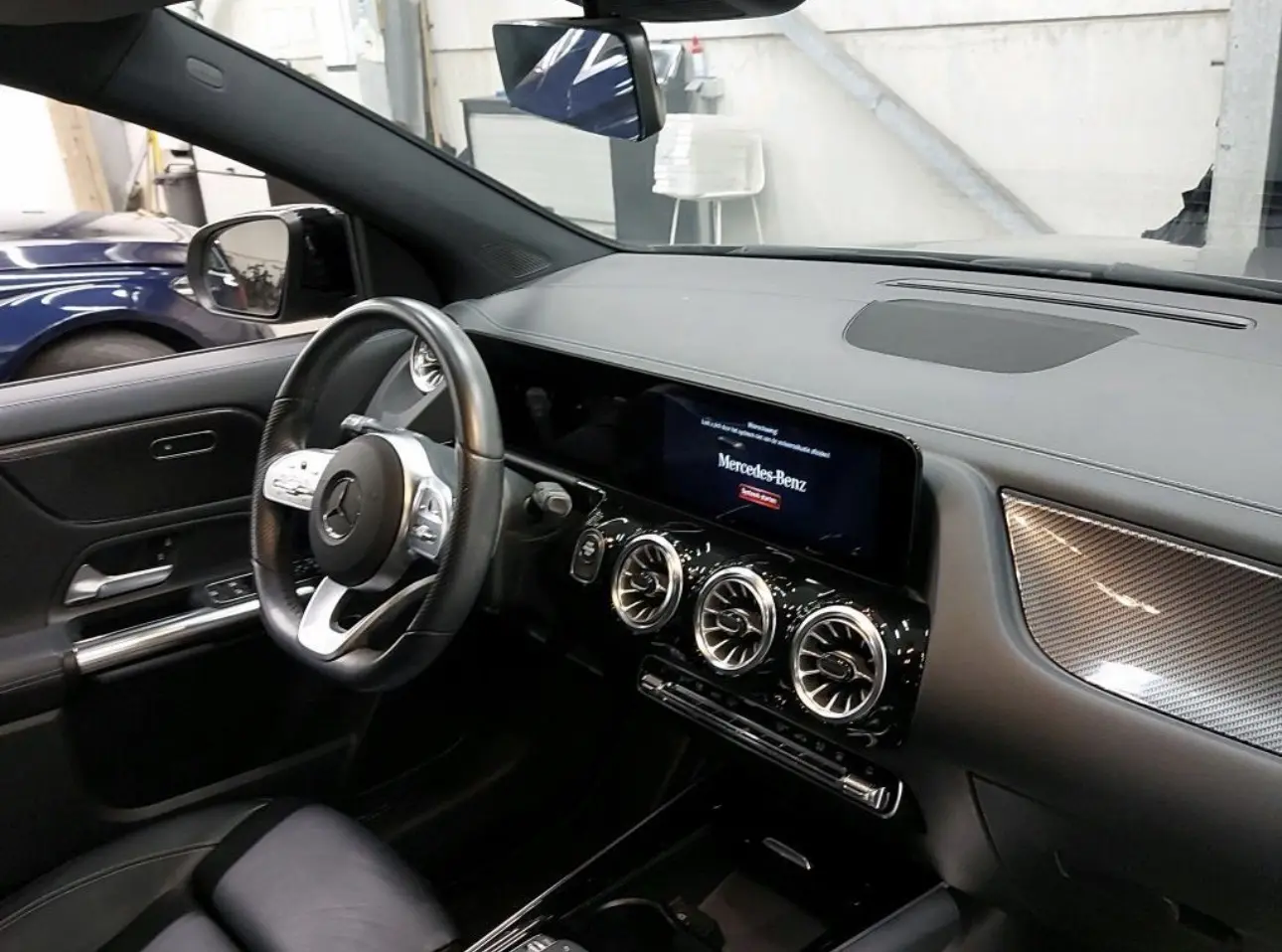 Mercedes-Benz GLA 250 e 8G-DCT AMG Line 3