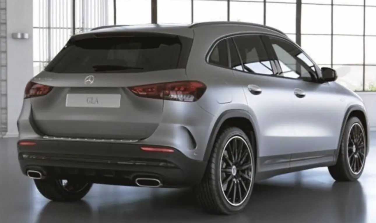 Mercedes-Benz GLA 250 e AMG Line 9