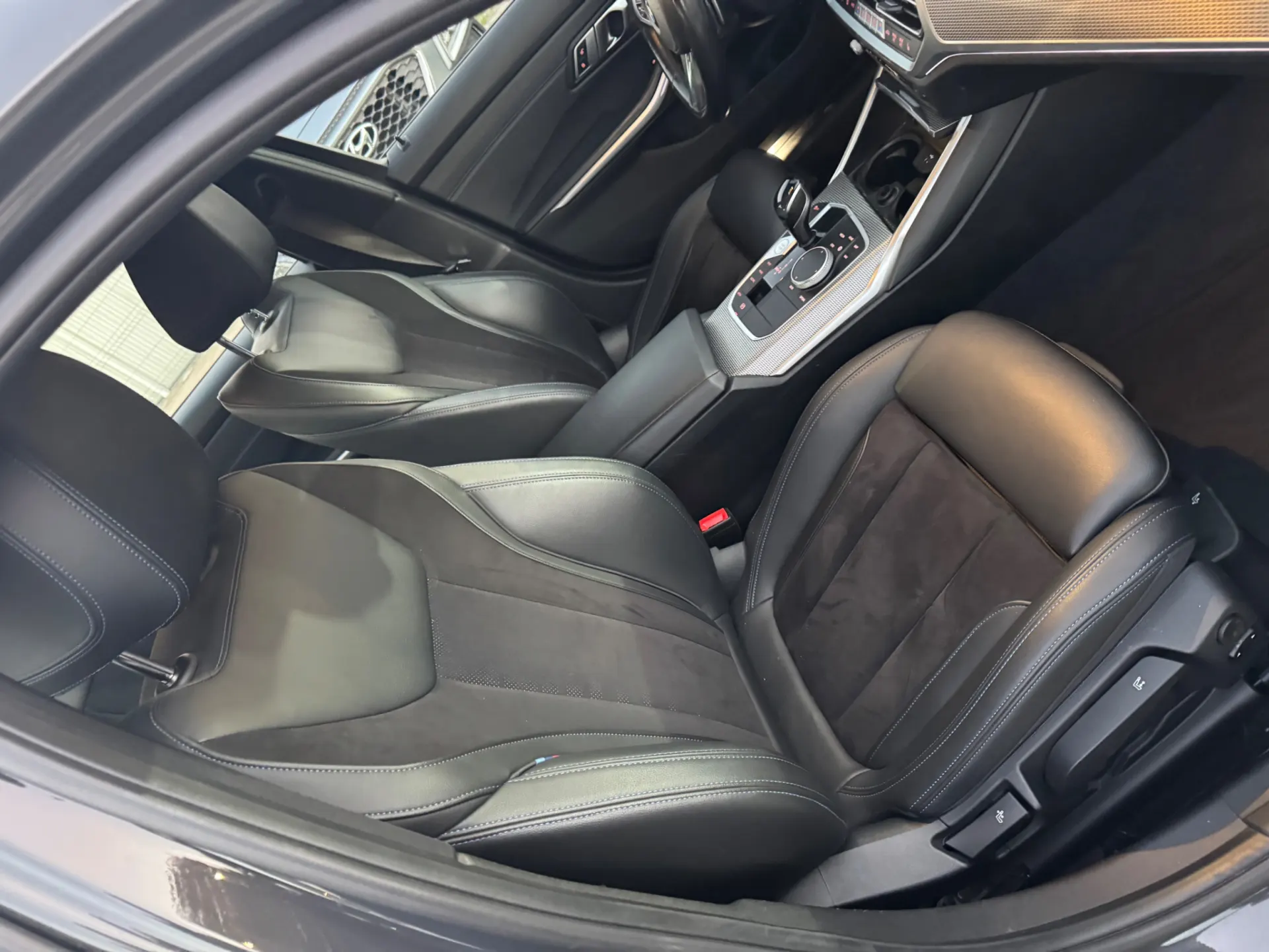 BMW 330 e Pack M Auto 15