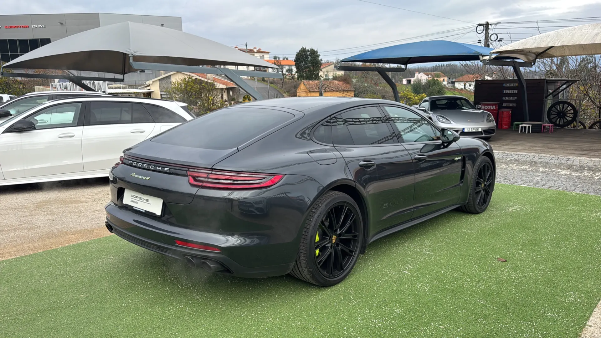 Porsche Panamera 4 E-Hybrid 19