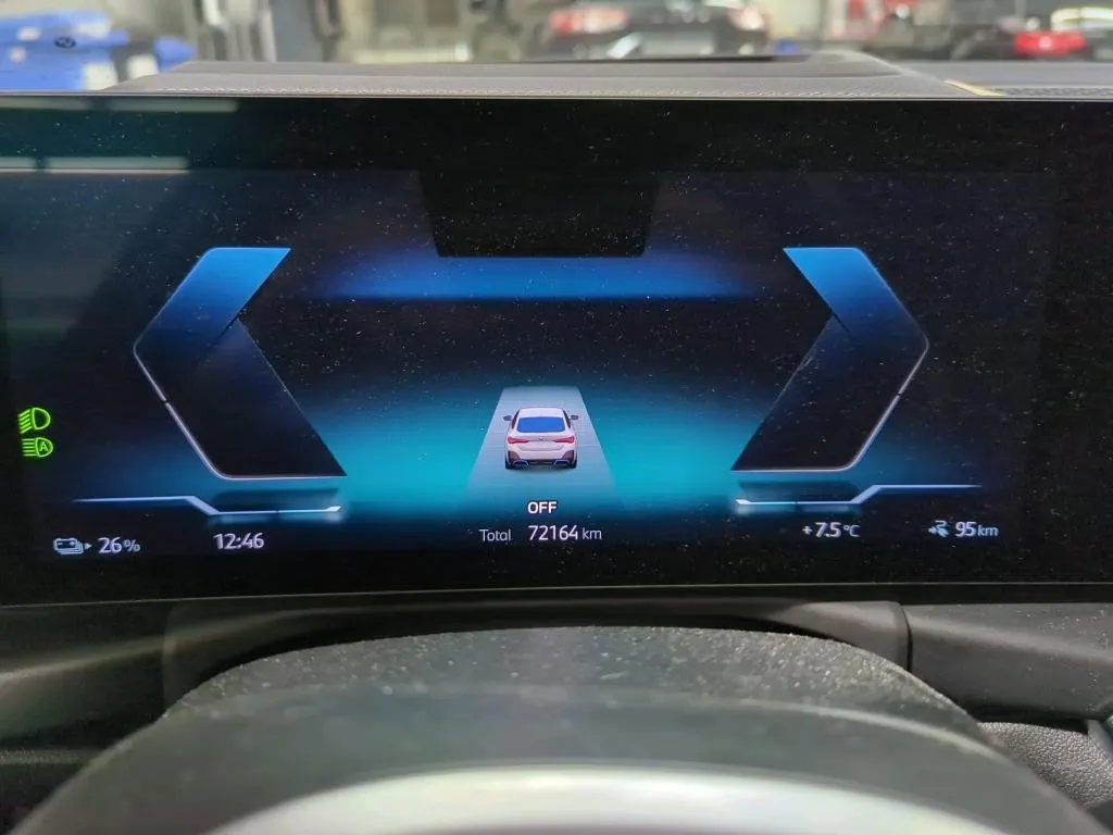 BMW i4 eDrive40 Pack Desportivo M 8