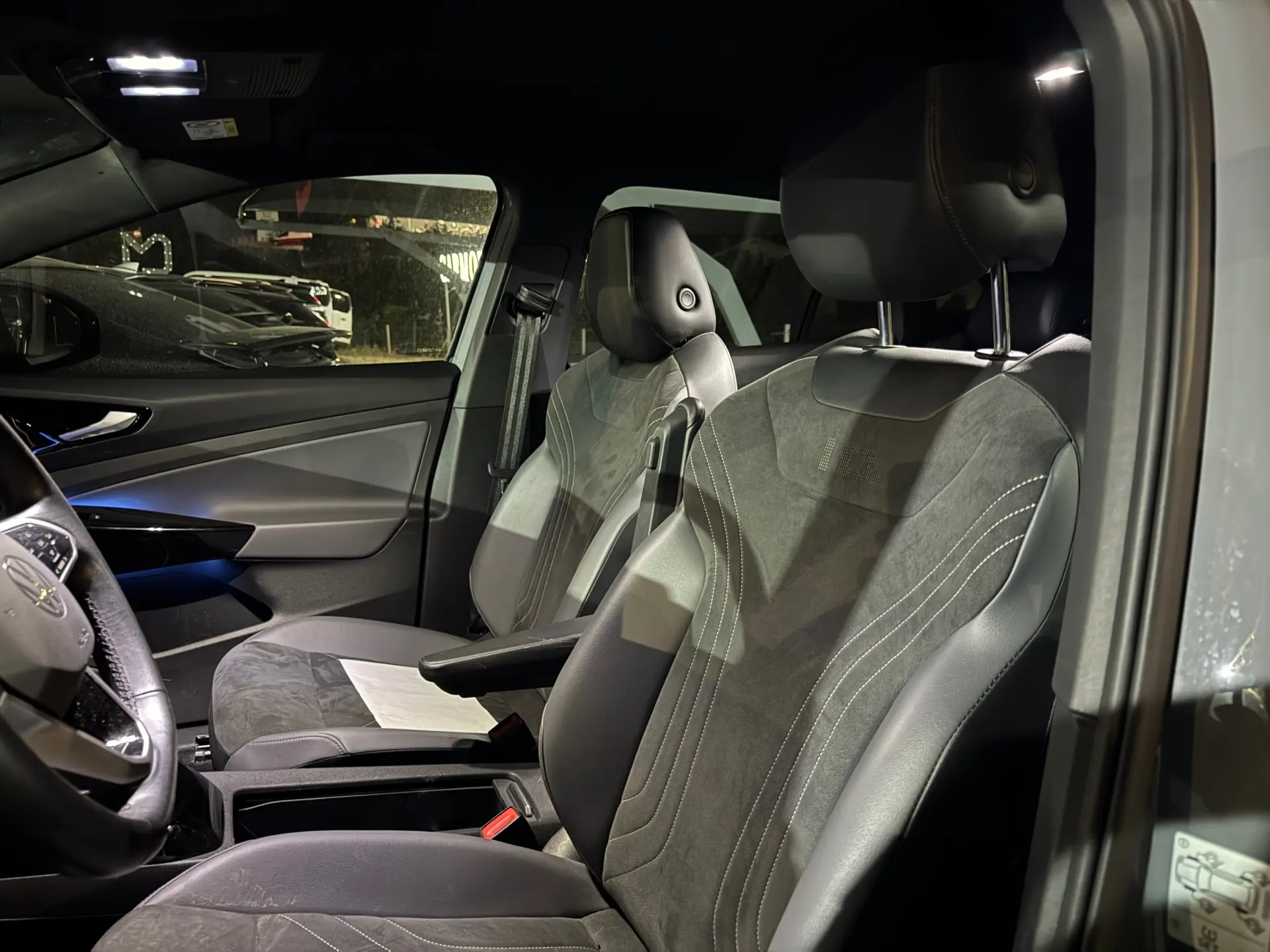 Volkswagen ID.4 77 kWh Pro Performance 14