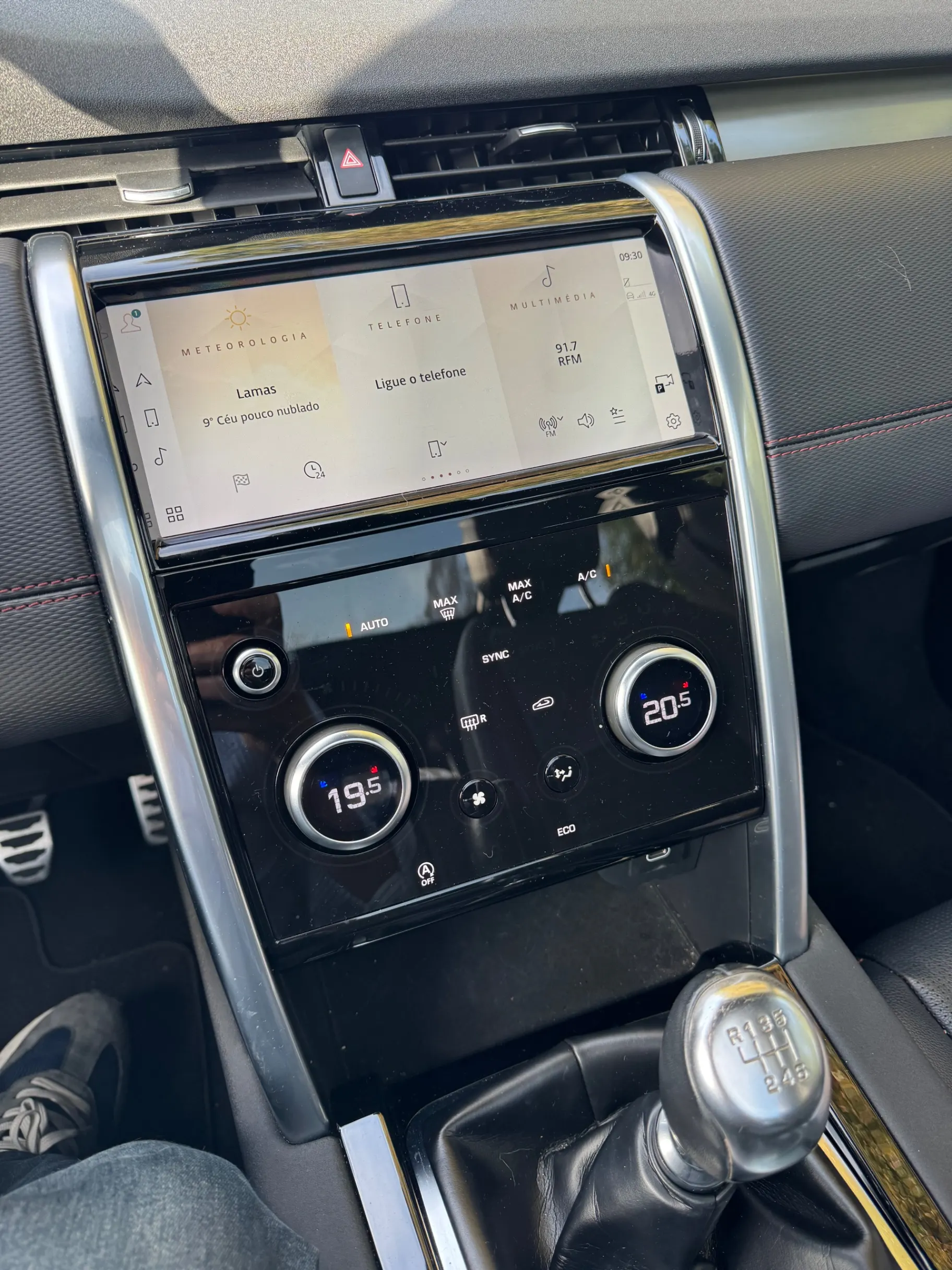 Land Rover Discovery Sport 2.0 D165 R-Dynamic S 38