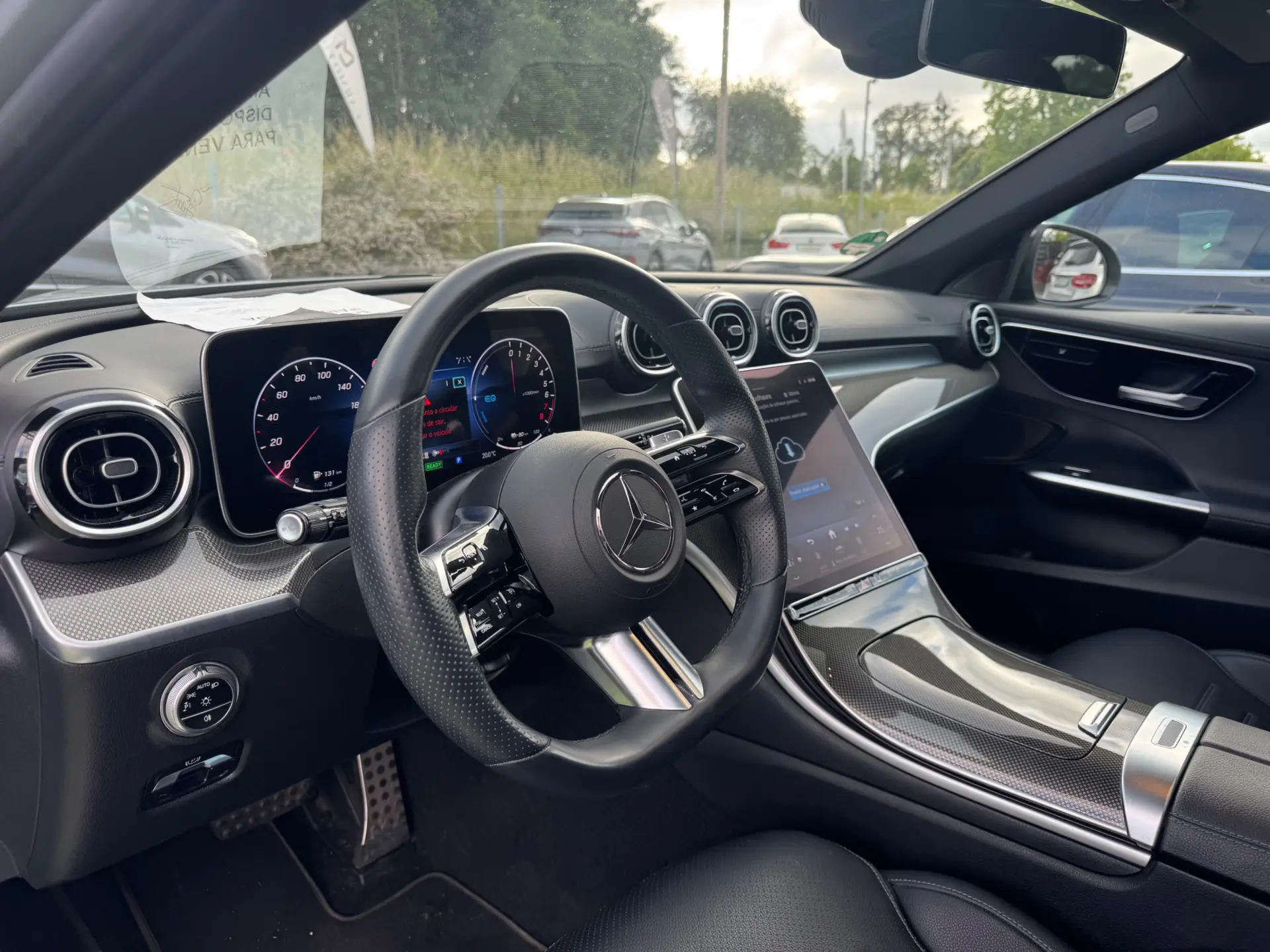 Mercedes-Benz C 300 e AMG Line 12