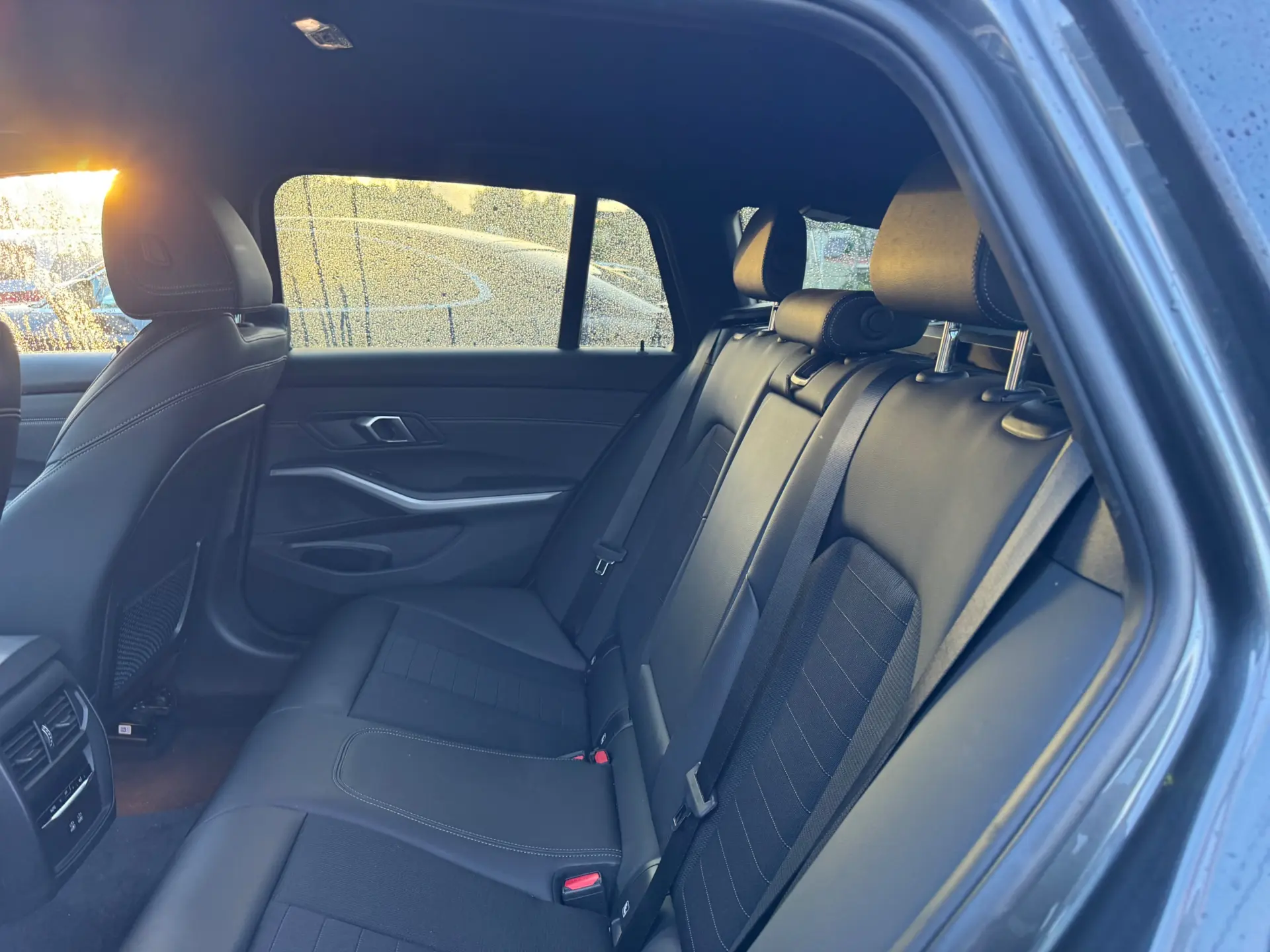 BMW 320 e Corporate Edition Auto 17