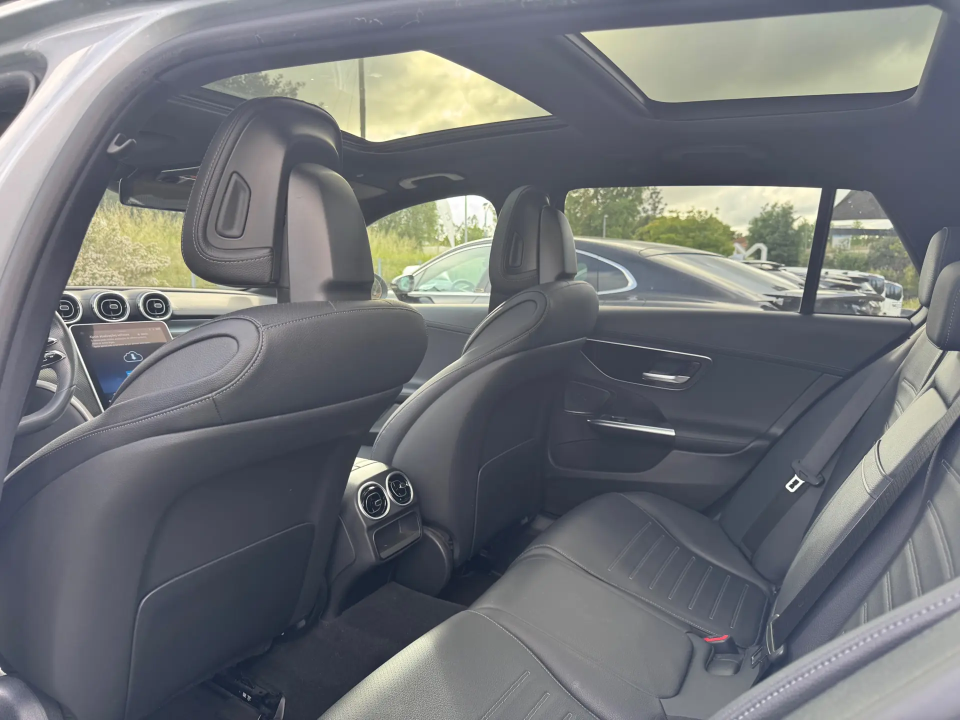 Mercedes-Benz C 300 e AMG Line 6
