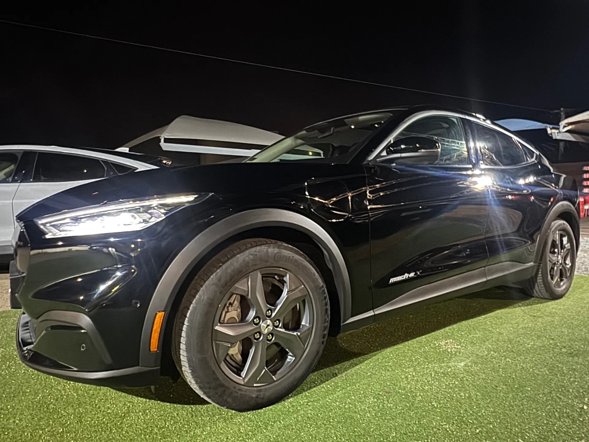 Ford Mustang Mach-E 98.7 kWh Premium 8