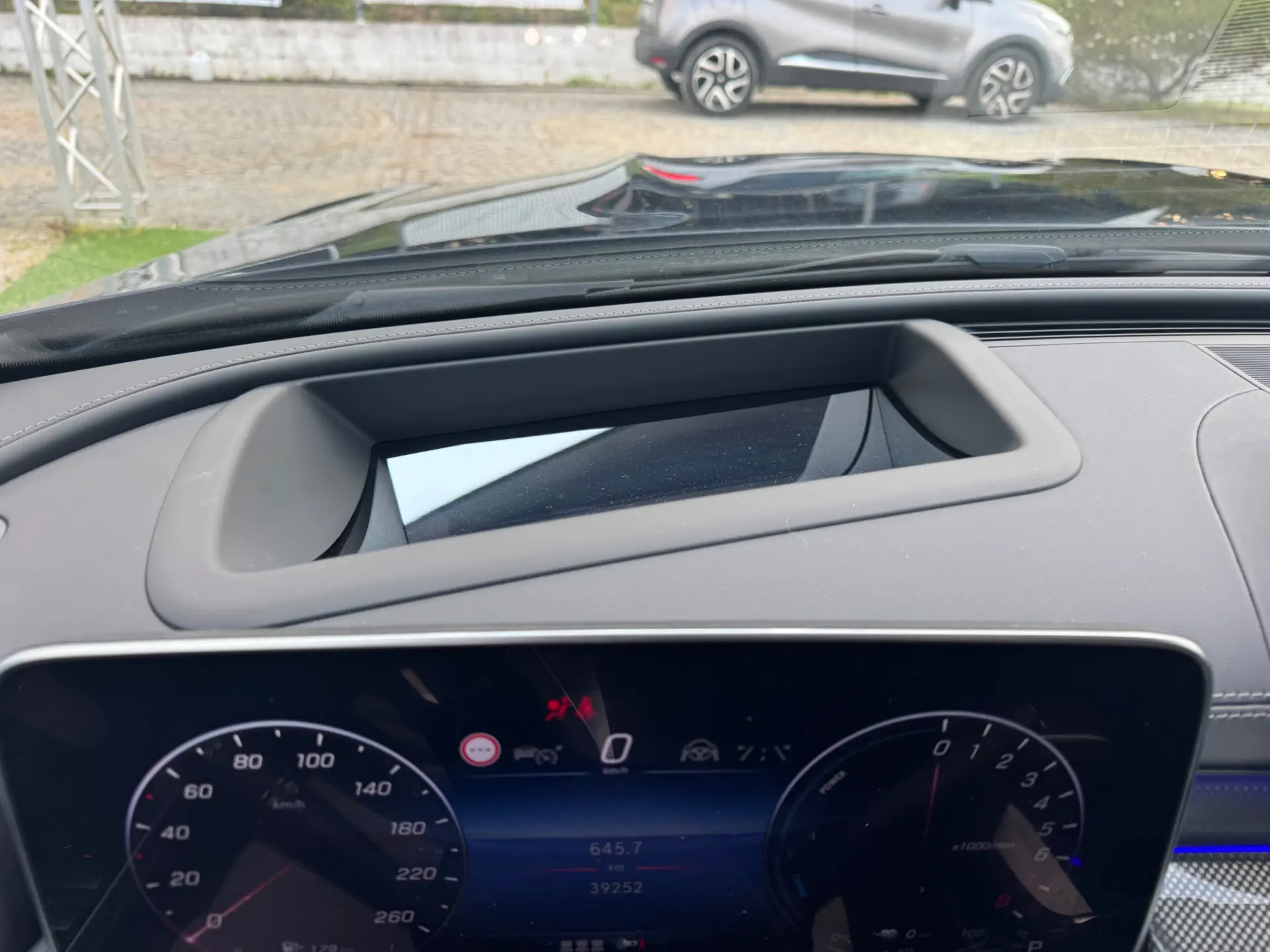 Mercedes-Benz C 300 e AMG Line 31
