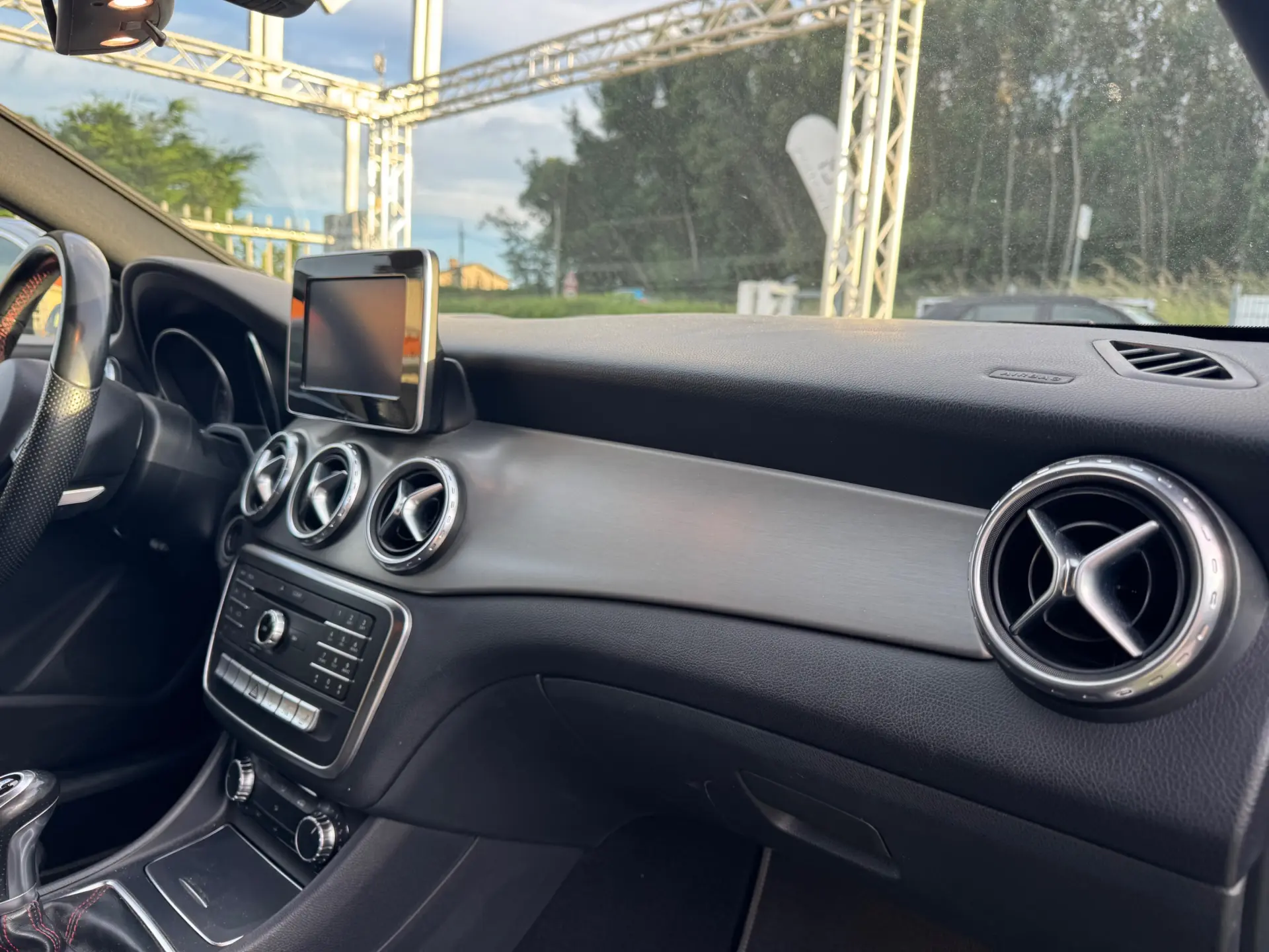 Mercedes-Benz CLA 180 d AMG Line 8