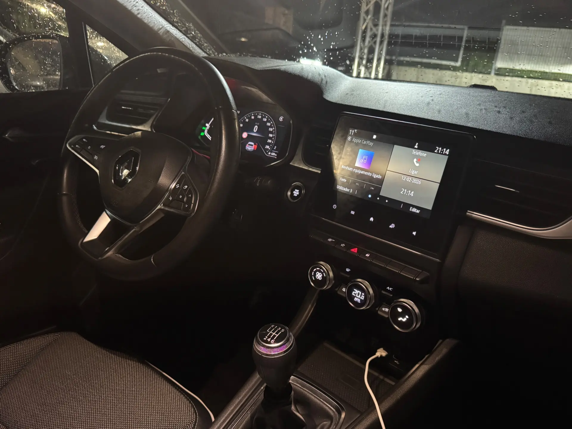 Renault Captur 1.0 TCe Intens 16
