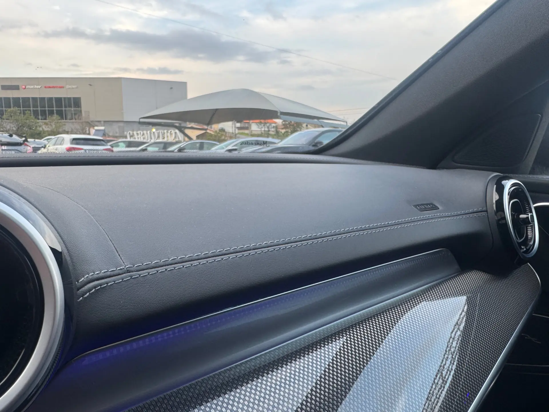 Mercedes-Benz C 300 e AMG Line 20