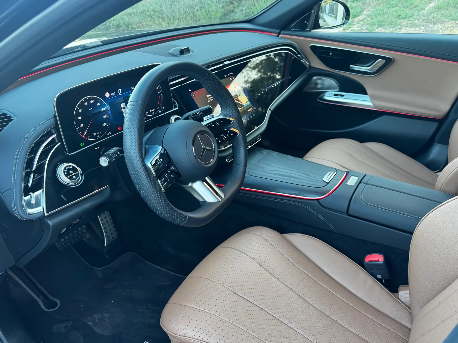 Mercedes-Benz E 300 E300de AMG Line 27