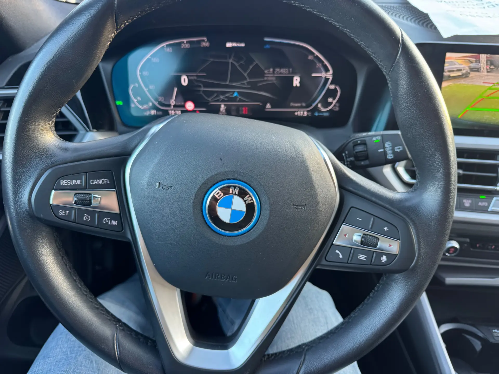 BMW 320 e Corporate Edition Auto 8