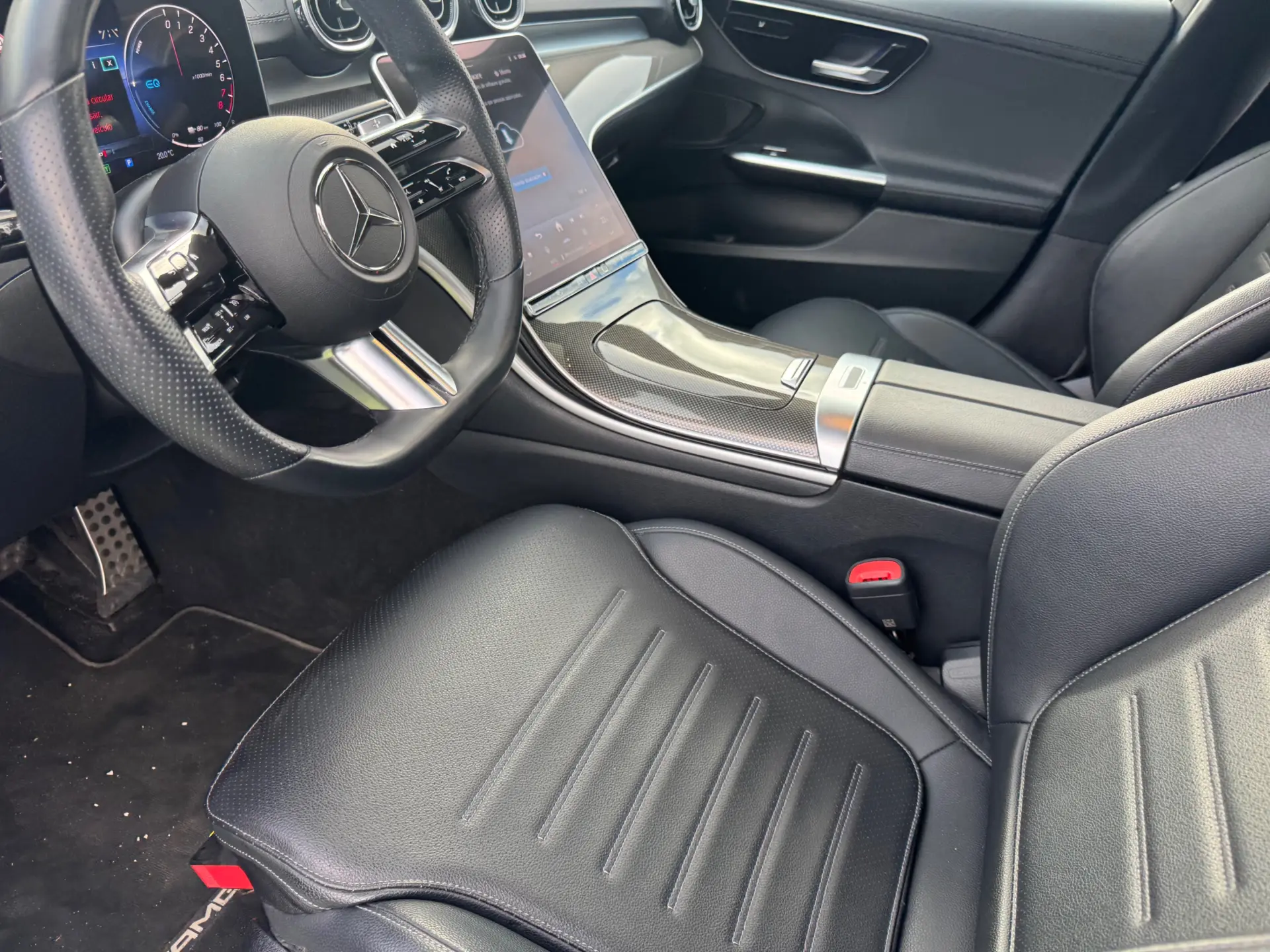 Mercedes-Benz C 300 e AMG Line 7