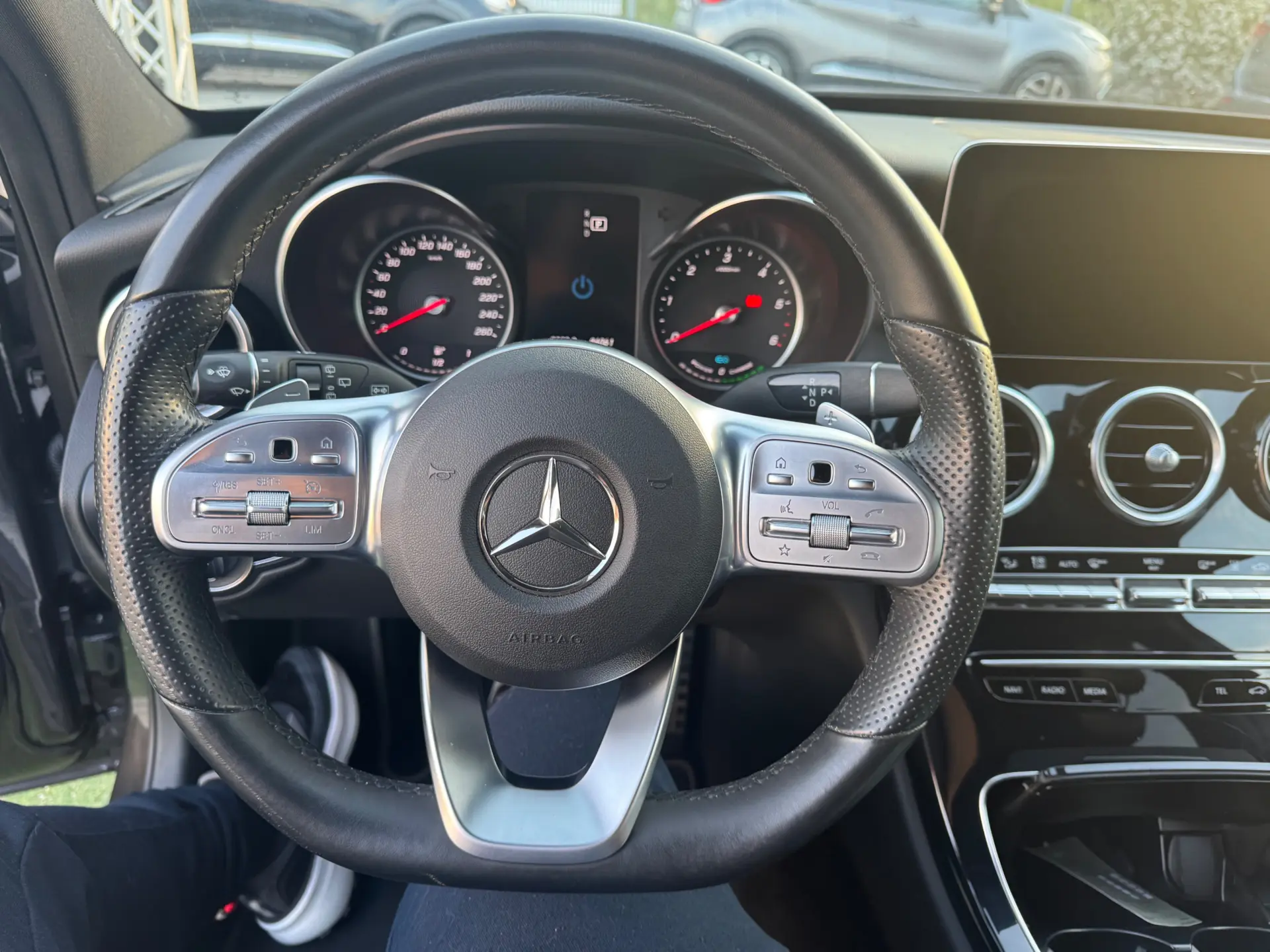 Mercedes-Benz C 300 de AMG Line 18