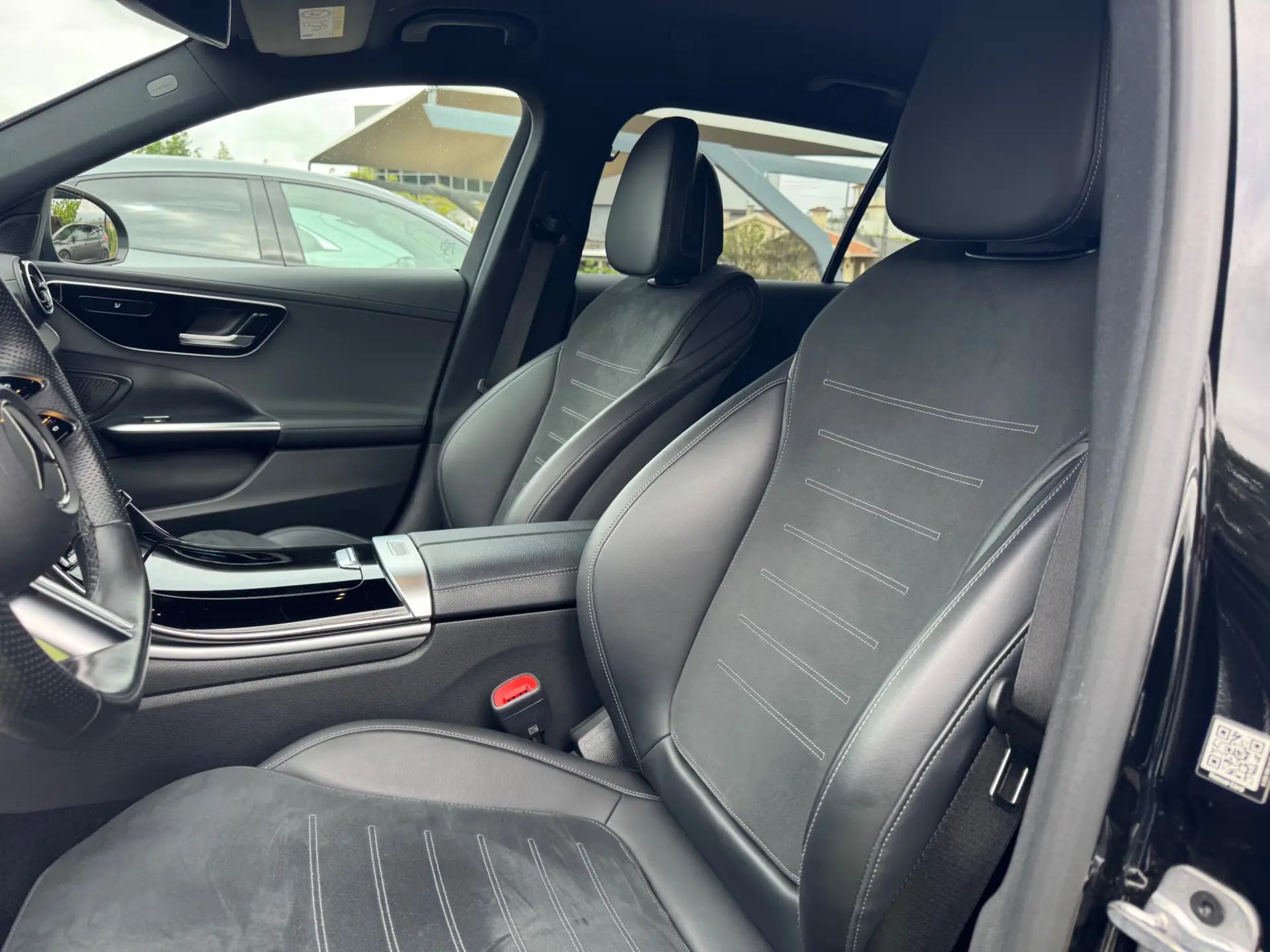 Mercedes-Benz C 300 e AMG Line 10