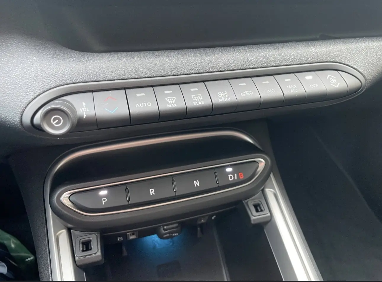 Jeep Avenger 54 kWh Summit 4