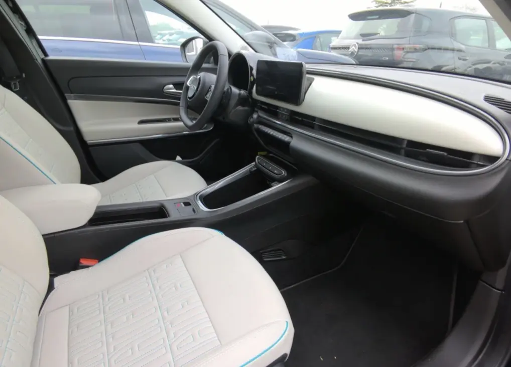 Fiat 600 1.2 Hybrid La Prima 3