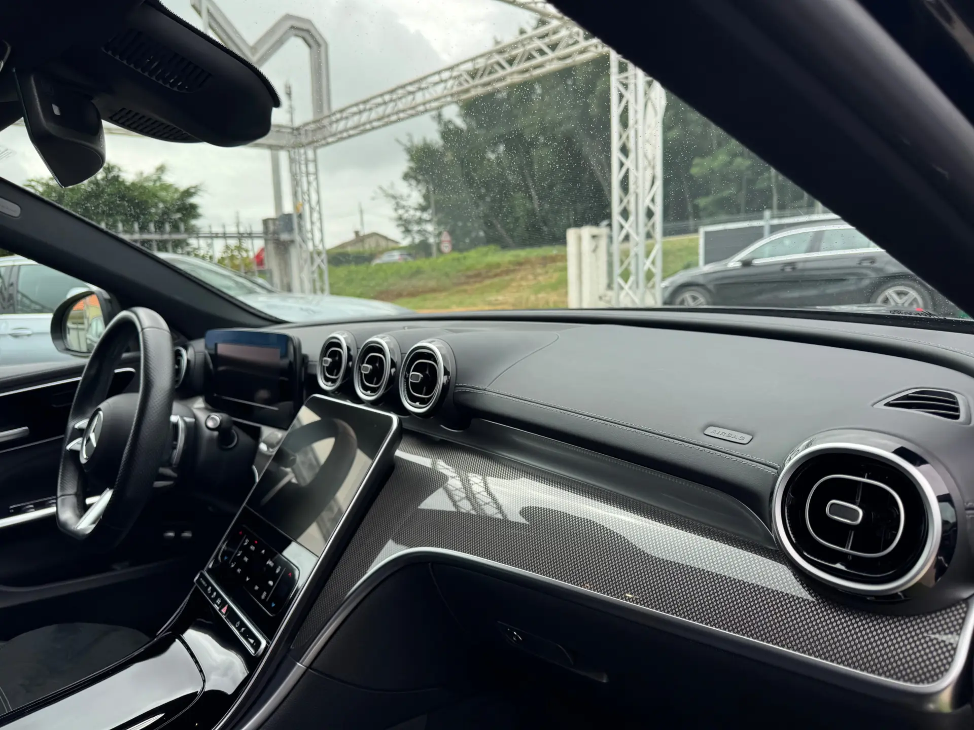 Mercedes-Benz C 300 e AMG Line 17