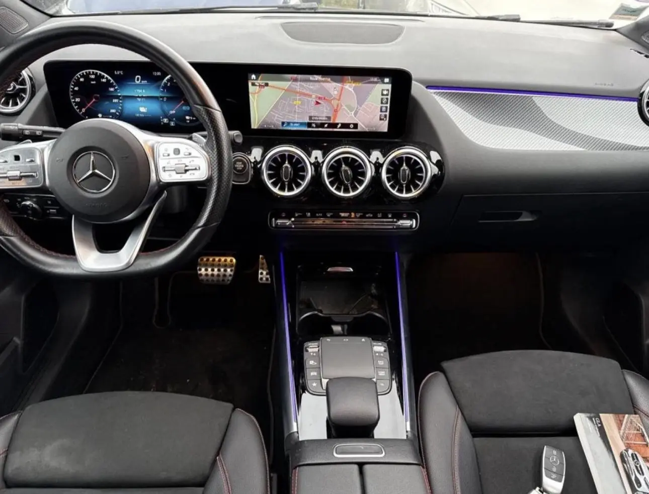 Mercedes-Benz GLA 250 e AMG Line 4