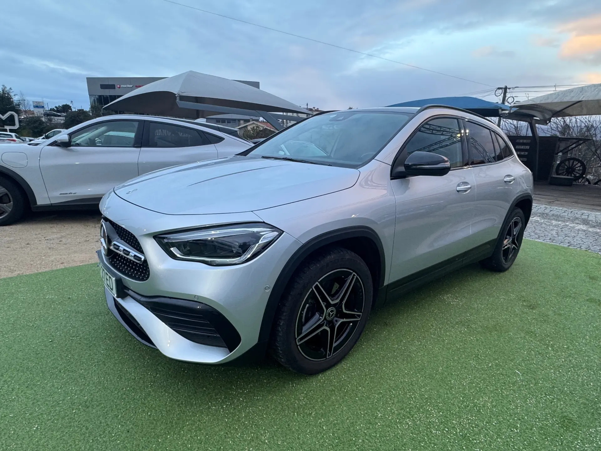 Mercedes-Benz GLA 250 e 8G-DCT AMG Line 1