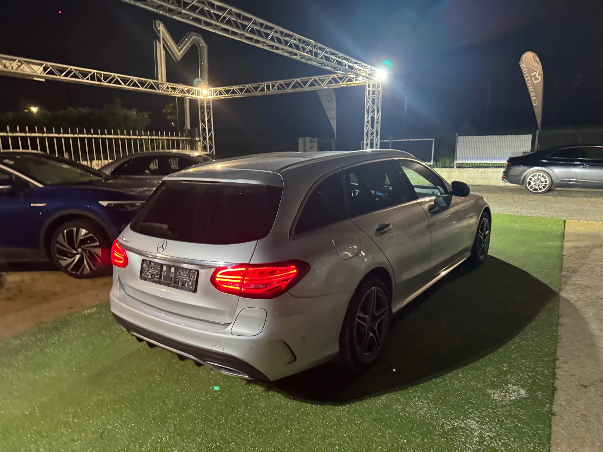 Mercedes-Benz C 300 de AMG Line 14