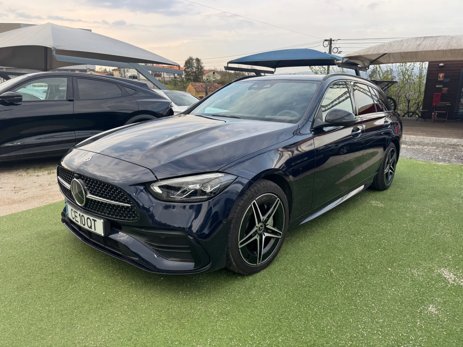 Mercedes-Benz C 300 e AMG Line 1