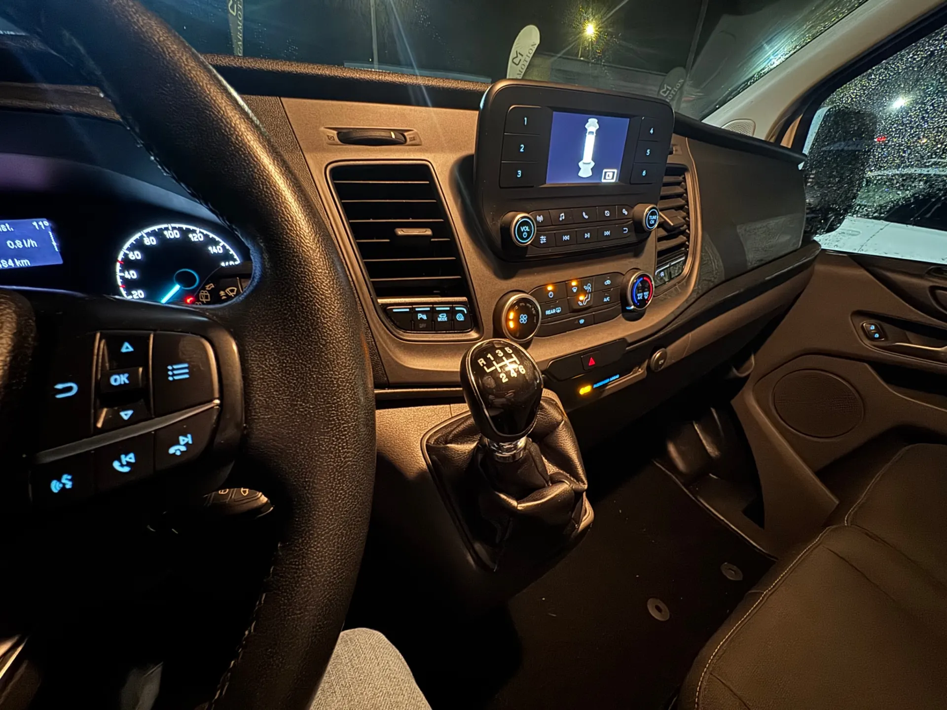 Ford Transit Custom 320L1 2.0 H1-T.B.Ambiente 29