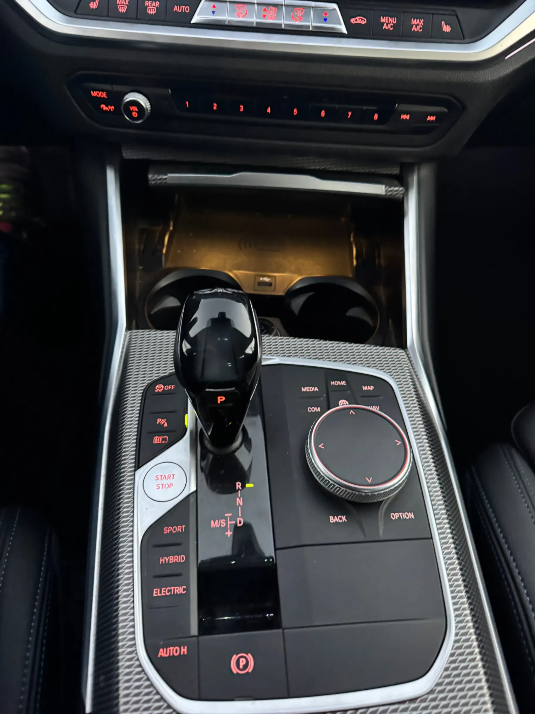 BMW 330 e Pack M Auto 24