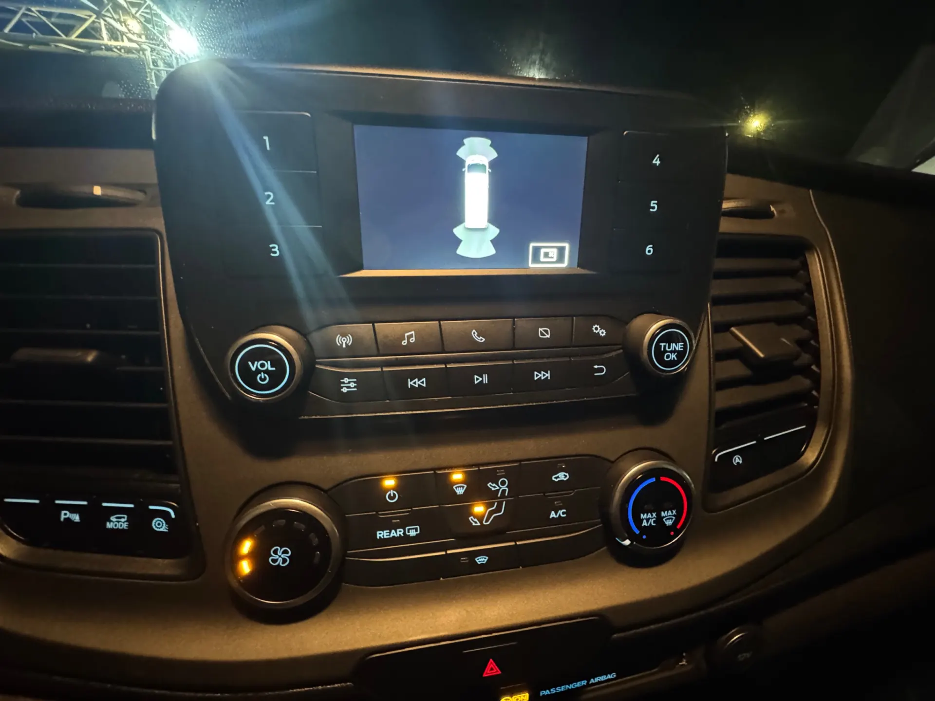 Ford Transit Custom 320L1 2.0 H1-T.B.Ambiente 28