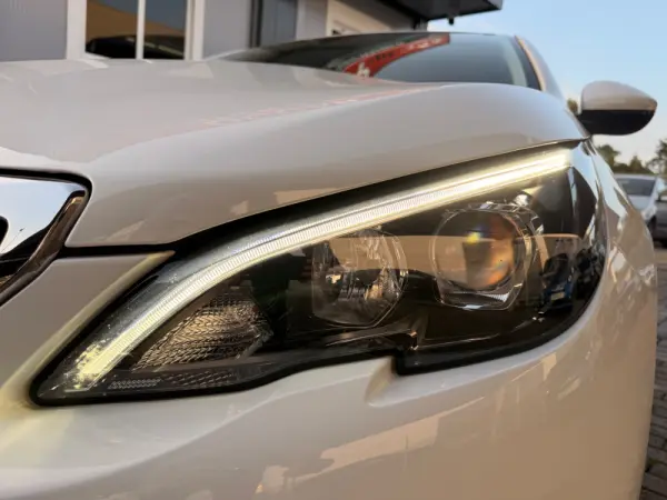 Peugeot 308 BlueHDI Active 5