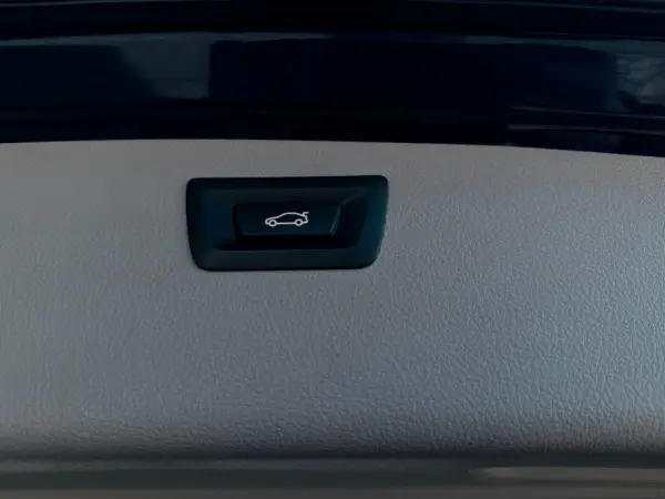 BMW 318 d Touring Line Sport 4