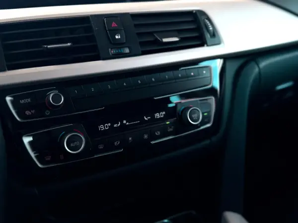 BMW 318 d Touring Line Sport 15