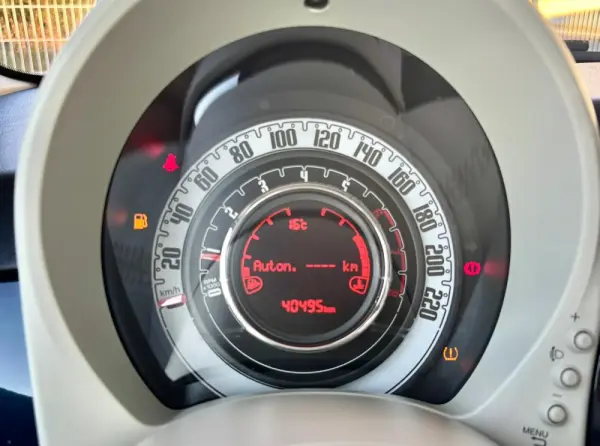 Fiat 500 1.2 Lounge 10