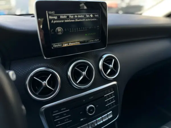 Mercedes-Benz A 180 d Urban Aut. 13