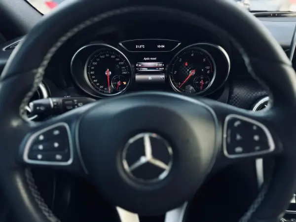 Mercedes-Benz A 180 d Fleet Pack Urban 8