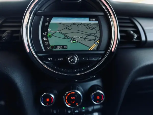 MINI 3 Portas Cooper Sport Edition 12