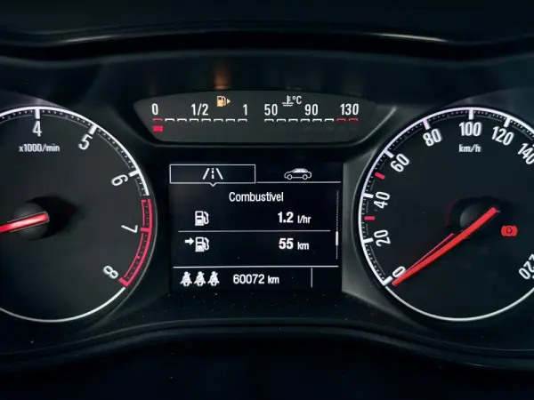 Opel Corsa 1.0 T GT 8