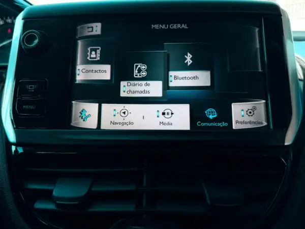 Peugeot 208 1.4 e-HDi Access 2-Tronic 14