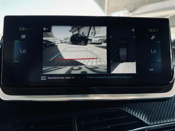 Peugeot e-208 50 kWh GT 13