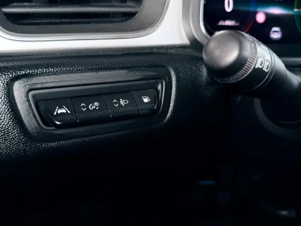 Renault Captur 1.6 E-Tech Plug-In Hybrid Engineered 11